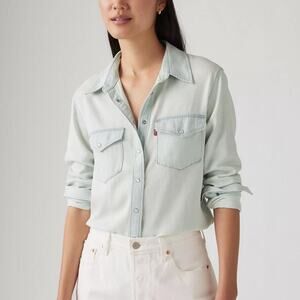 Levi's Iconic Western Denim Shirt
